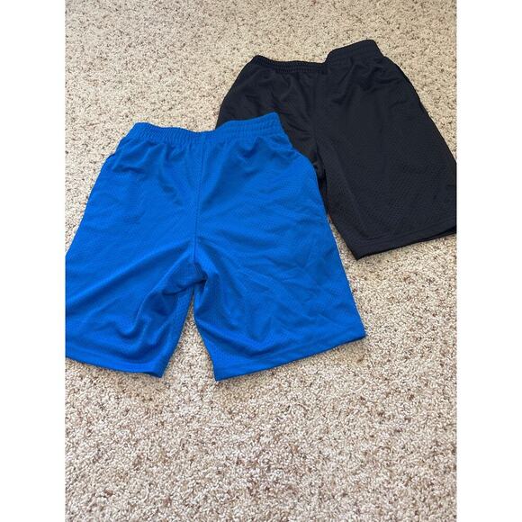 Champion Boys Bundle of 7 Tshirts Shorts Hoodies Size M READ DESC - Picture 3 of 9